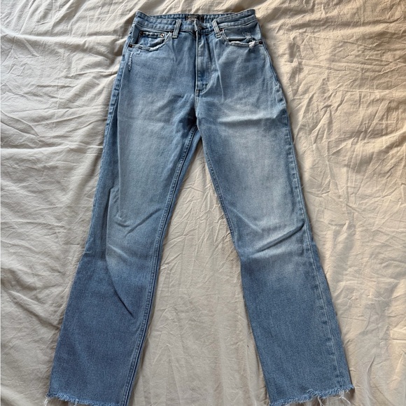 Abercrombie & Fitch Zoe Natural Rise Ankle Straight Jean - Picture 2 of 11
